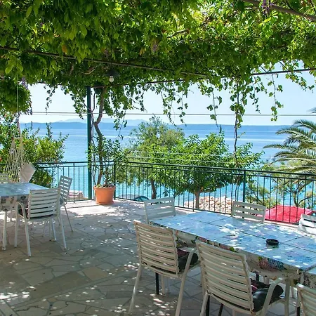 Apartment By The Sea Podgora, Makarska - 2614 *