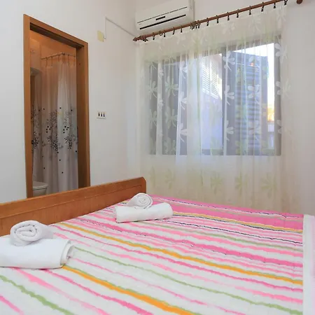 By The Sea Podgora, Makarska - 2614 Apartment *